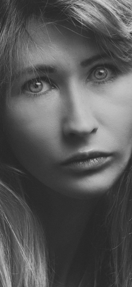 3d游戏 App 配置对照截图，展示三档运行提示与设备参数填写区，界面留白充足，文字层级清晰